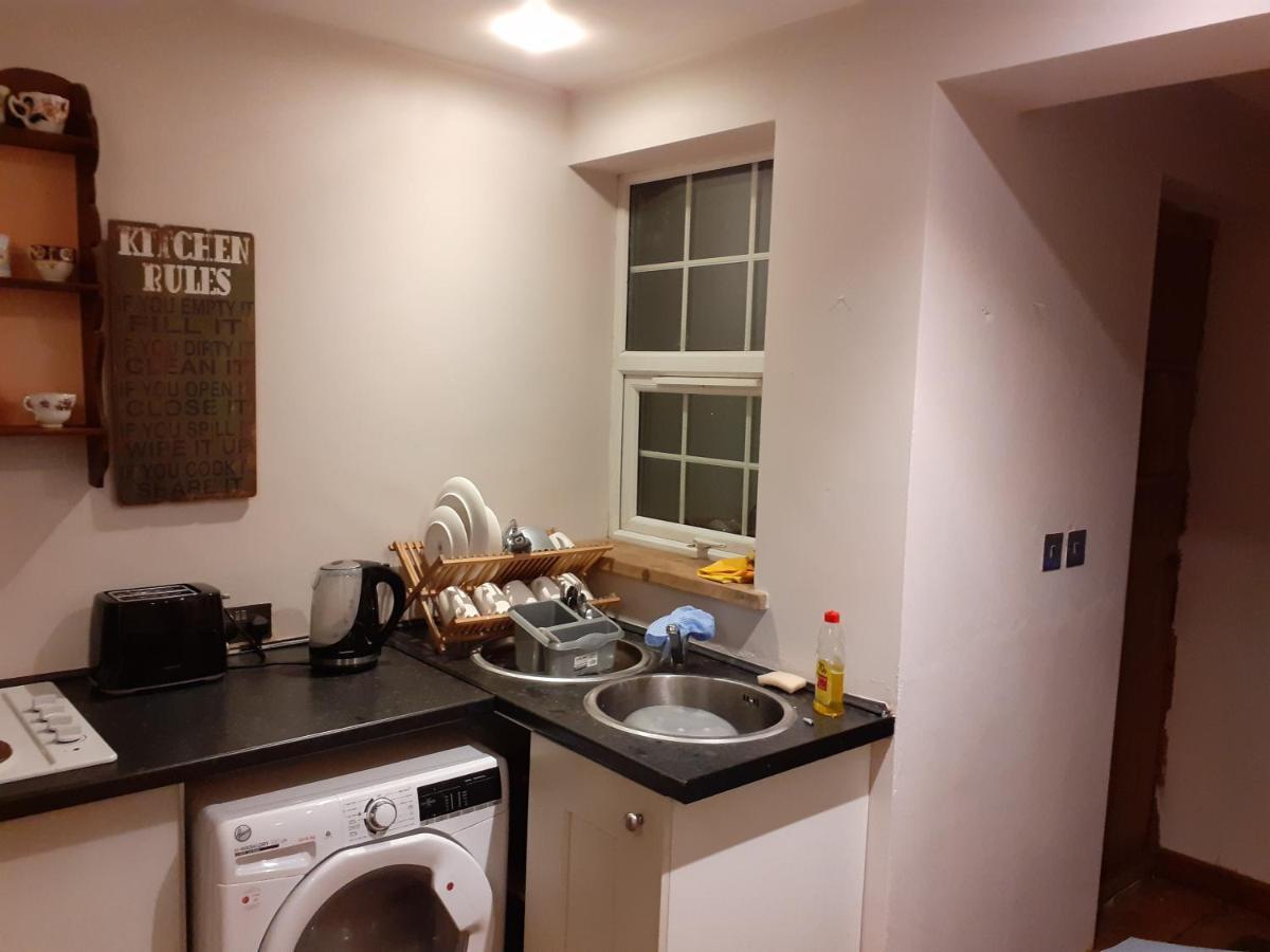 Characterful Cottage Near The Sea, Beach, Pier & Shops Weston-super-Mare Exteriör bild